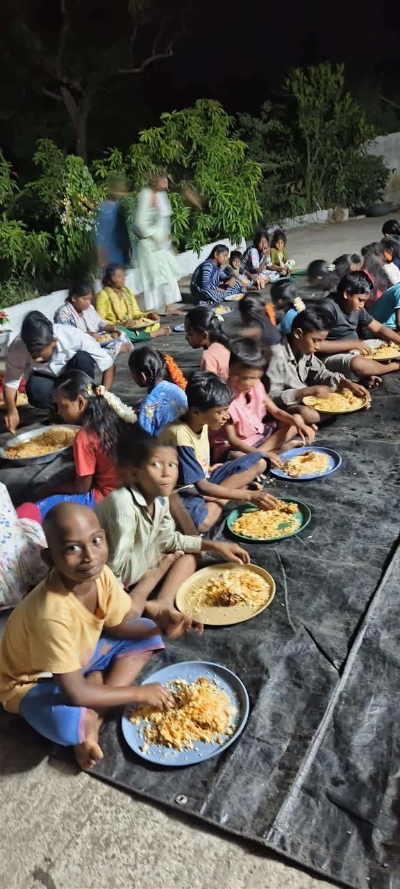 Community food program in Asia